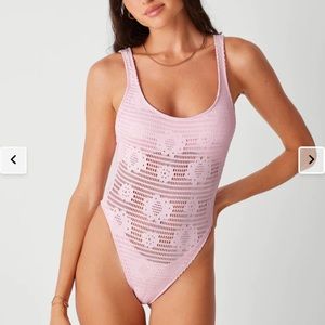 Frankie’s bikinis Pamela Anderson collab pink dream. Size large.